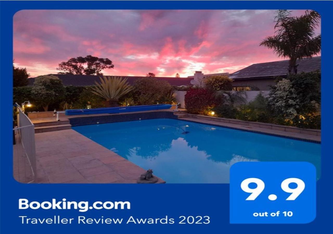 Meerendal Cottage-Affordable Luxury-Private Garden With Pool & Hot Tub Cidade Do Cabo Exterior foto