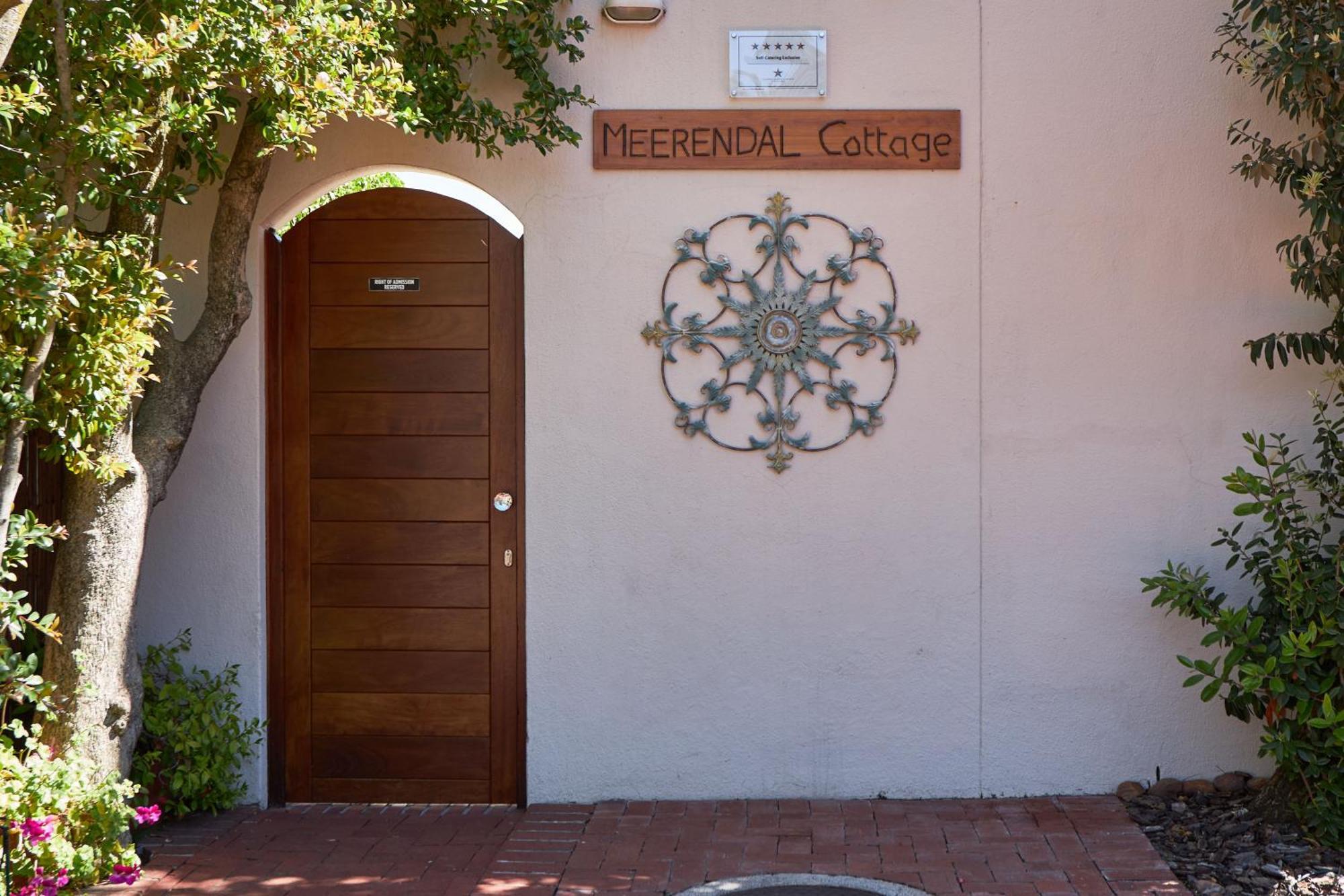 Meerendal Cottage-Affordable Luxury-Private Garden With Pool & Hot Tub Cidade Do Cabo Exterior foto
