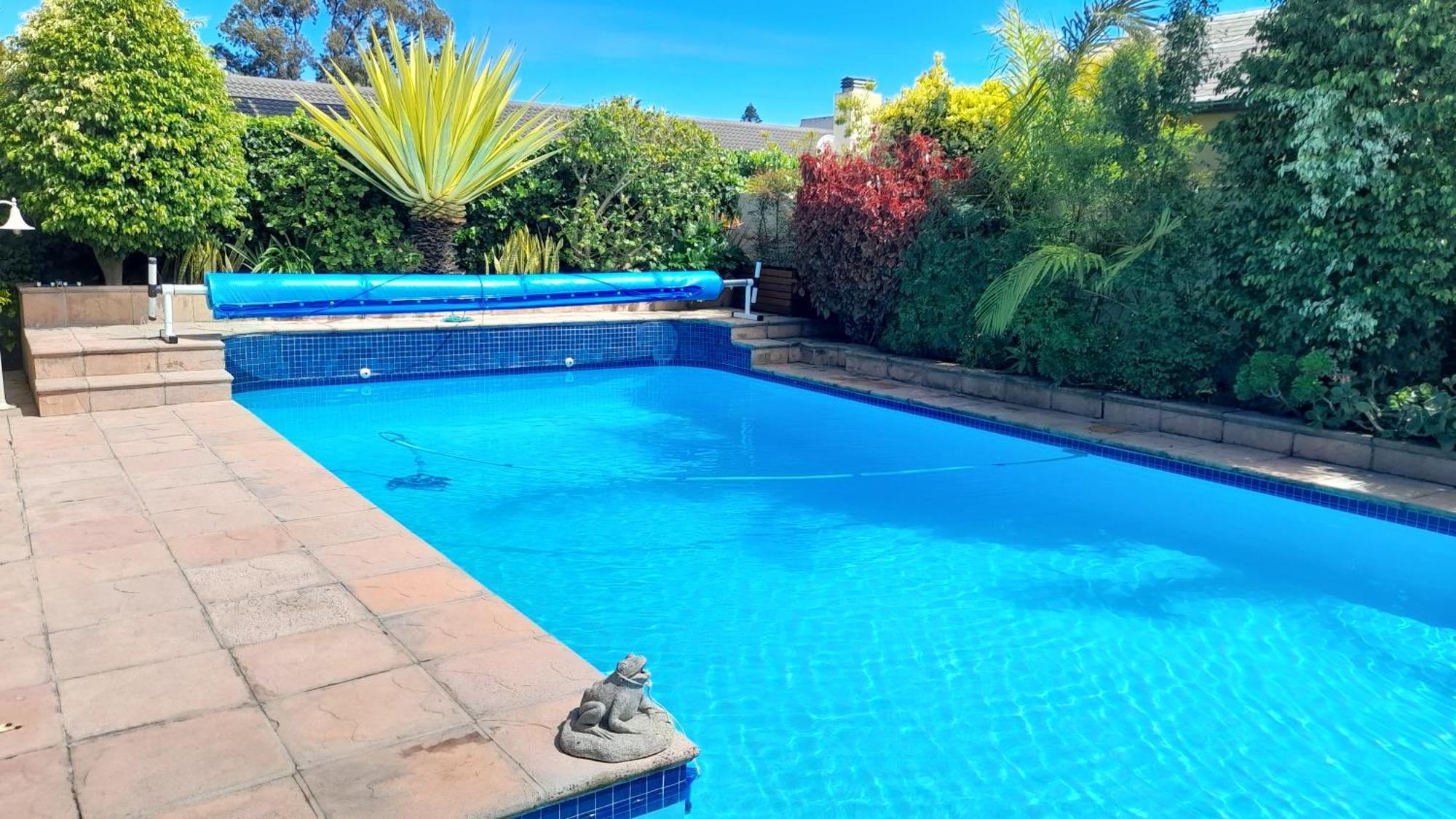 Meerendal Cottage-Affordable Luxury-Private Garden With Pool & Hot Tub Cidade Do Cabo Exterior foto